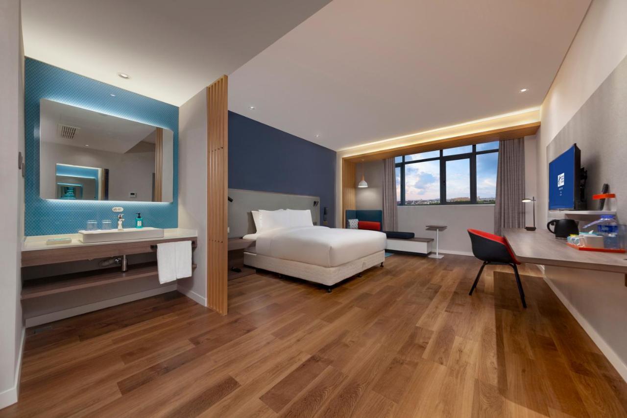 Holiday Inn Express Pinghu By Ihg Eksteriør billede